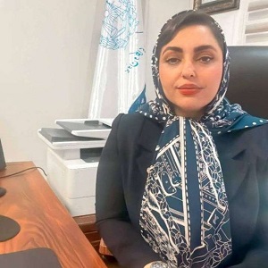 منصوره احمدی